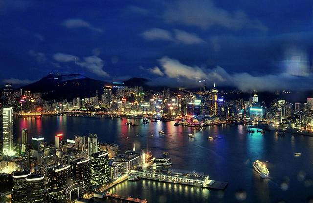刘亿融:香港金融市场优化,国际金价再续回落