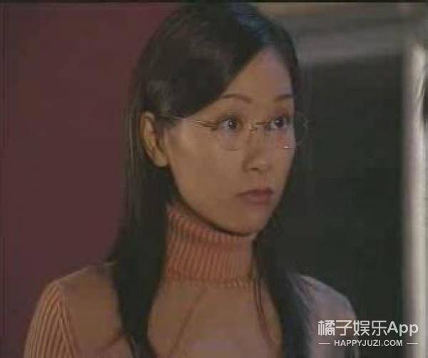 1998年杨恭如主演《我和僵尸有个约会,在剧中饰演小学老师王珍珍.