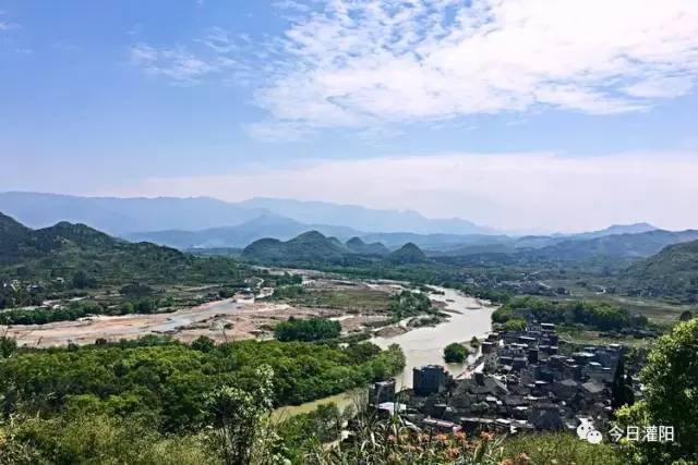 我的老家在水车乡官庄村,它位于桂林市灌阳县的东北部.