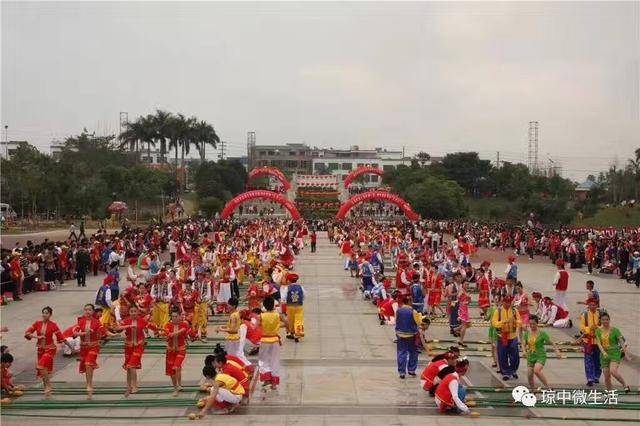 在海南黎族和苗族哪个人口多_海南黎族苗族自治州