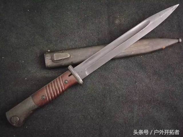 热兵器时代下的军刀,"三棱军刺"是最后一款的缩小版?