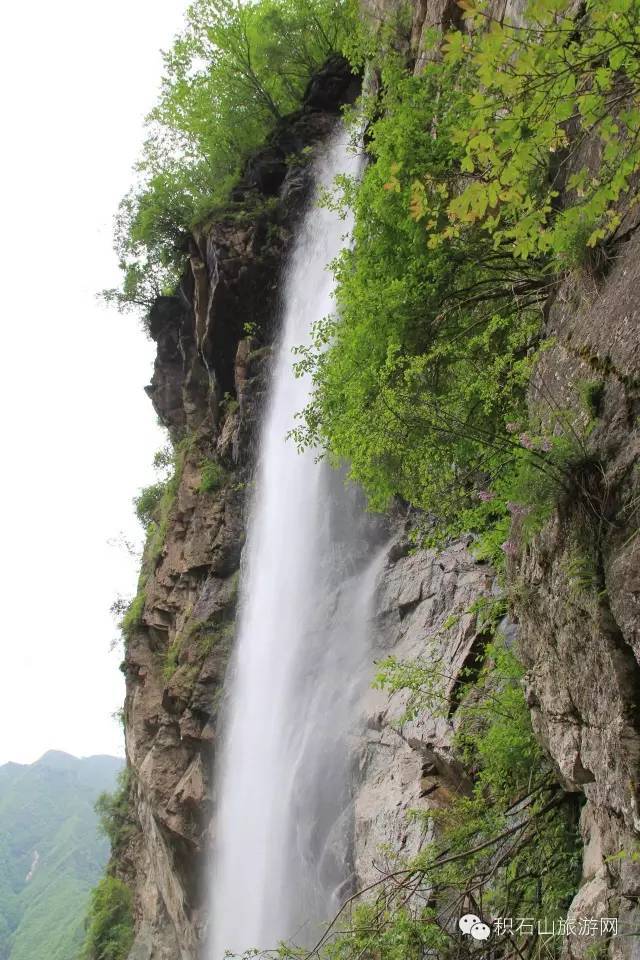 积石民俗博物馆-县城住宿-次日早餐后大山庄峡-大墩峡(午餐)-返回