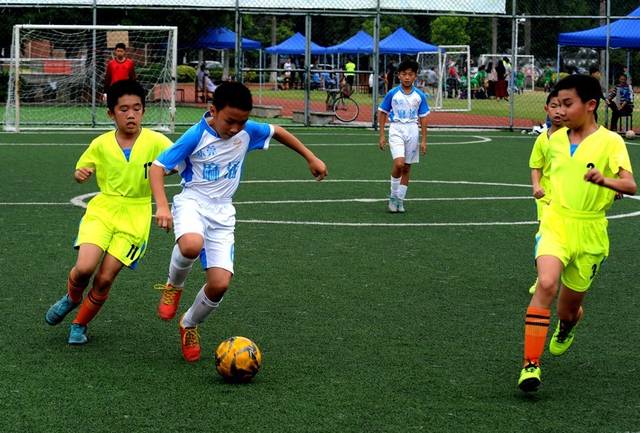 东莞市小学生足球比赛八强出炉,决赛4月14日开打!