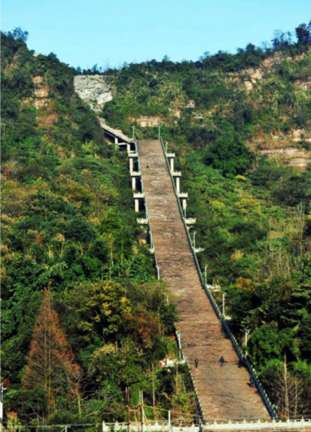 成都周边 雅安雨城区免费景点集锦!