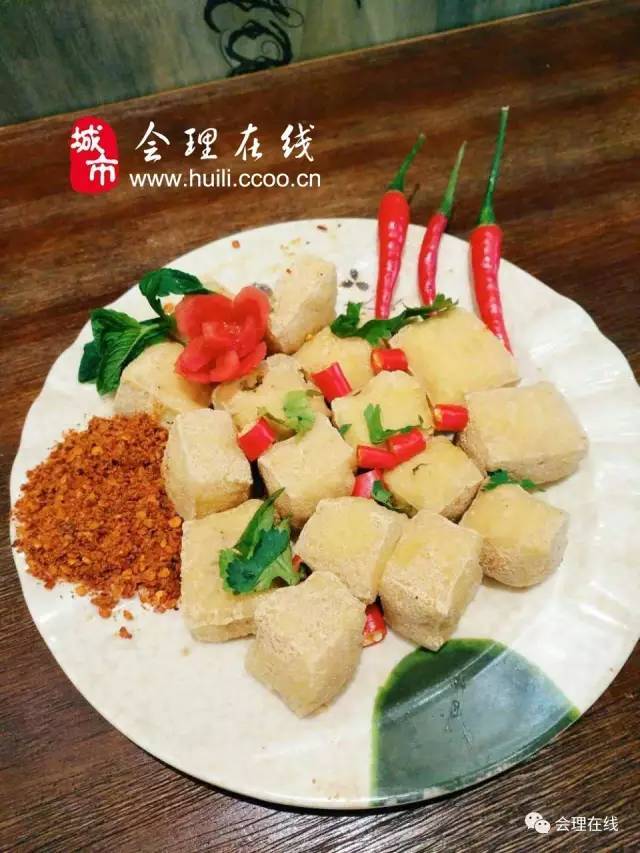 小吃 地址:龙腾路口处 1020 店铺名称 : 欧记包子店 店铺地址 : 会理