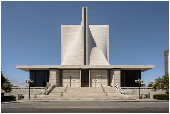 architect: pierluigi nervi 位于旧金山市中心的圣玛丽大教堂.