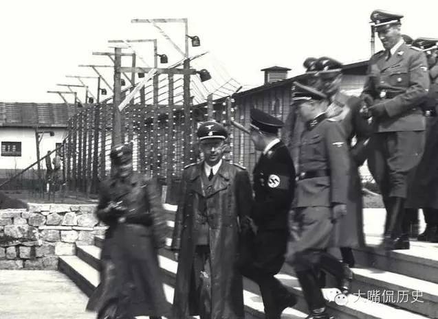 1941年,大恶魔海因里希·希姆莱参观毛特豪森集中营.