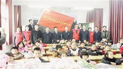 爱心片片温暖方城县独树镇第一中心小学的留守