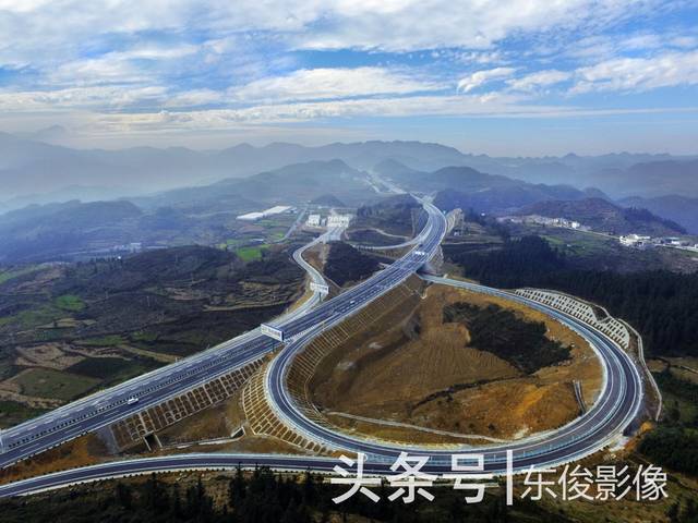 贵州:又修一条高速公路盘县至兴义很近