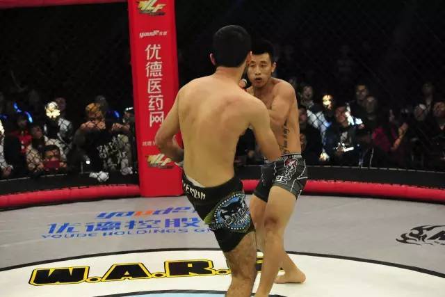 吴泽与mma高手过招,梁娜对战k1冠军,双重十字固对手在