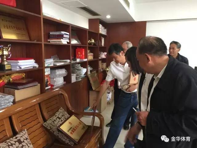 东阳市体育局局长葛剑深入基层调研