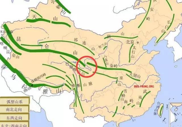 接过昆仑的神力 开始塑造下半程的神话 (图中红圈处为昆仑山与黄河的