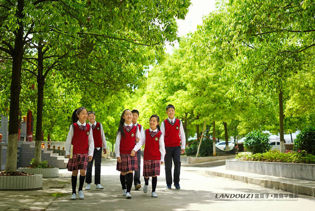 我以幸福致富田--武冈富田学校学生风采与校园风光展示,感动万千学子