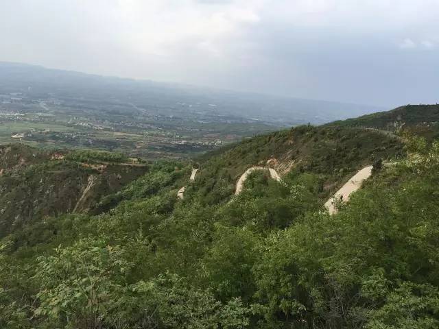 五一肉测蓝田蓝关古道,美景险弯秒杀日本秋名山!