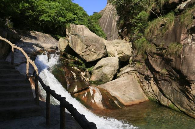 "水街 龙须山 嶂山大峡谷"五一迷醉穿越