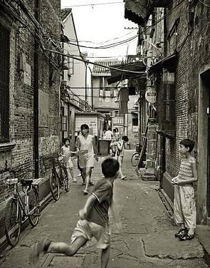 暴露年龄,这些老上海的弄堂游戏你都玩过吗?