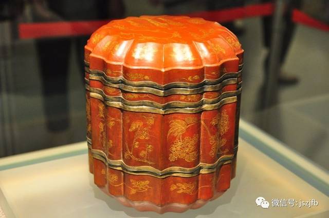 常州博物馆馆藏文物2万余件,其中国家一级文物 27件(国宝级文物1件)