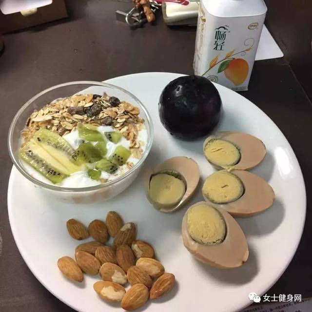 从吃早餐,看一个人的健身态度