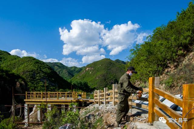 【图说】昌平长峪城木栈道初具雏形,预计7月底完工