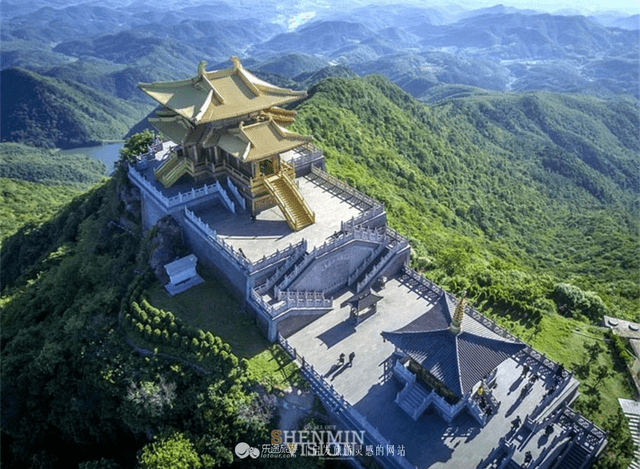 在大洪山金顶观日出,就是这么美!