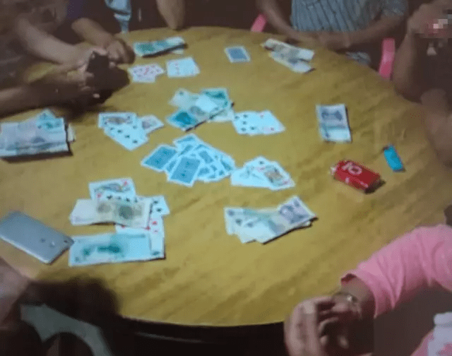 赣州市信丰县55人因赌博被警方查处