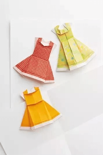幼儿园手工之衣物折纸:漂亮的小裙子和帅气的衬衫