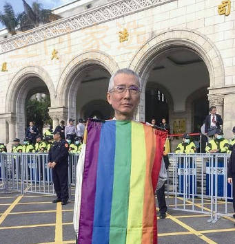 太好了,在中国同性恋结婚合法啦!