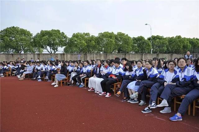 照片提供:逍林中学,网友胡志东老师,学长 宁波市中小学生安全教育