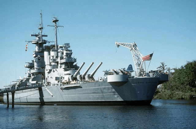 美军传奇战舰华盛顿号战列舰