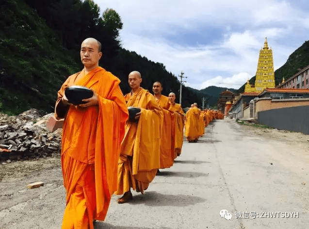 五台山大宝寺2017托钵法会圆满结束_手机搜狐网