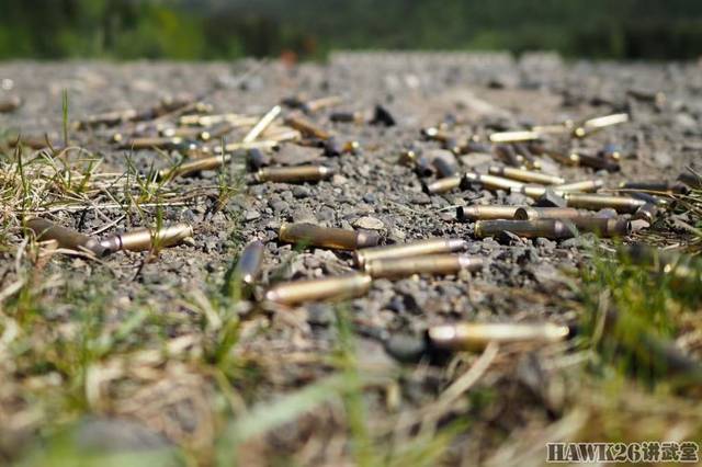 美军后勤部队射击训练 子弹管够弹壳还要回收