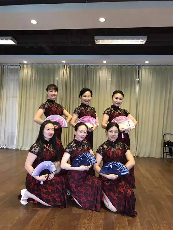 【古典舞集训】旗袍折扇舞,团扇舞,每一扇都是东方风味的幻化