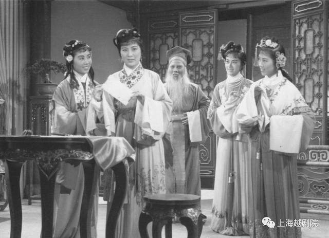 《情探 改编越剧《情探 由东山越艺社傅全香,范瑞娟主演 1956年