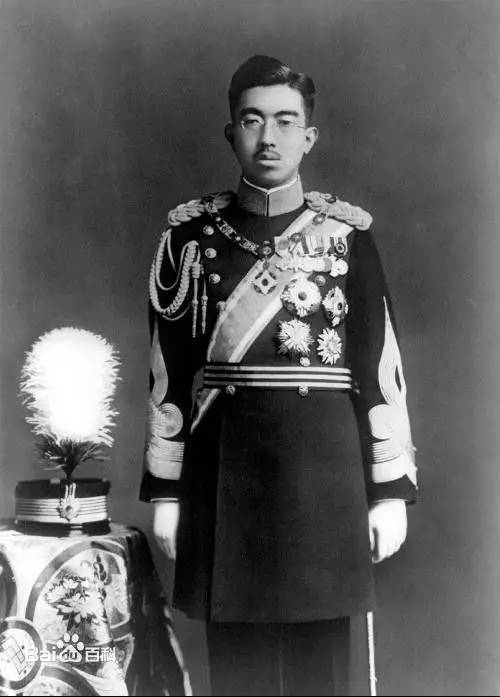 日本第124代天皇,执政长达63年的裕仁,身高158cm