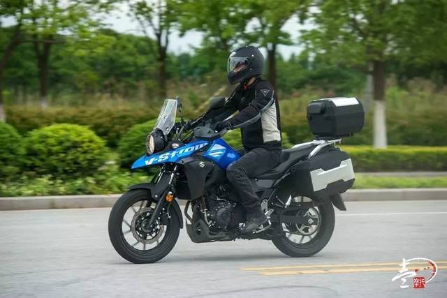 dl250 品鉴会" 试驾车辆 试驾车辆 铃木 dl250 铃木 gsx250r 铃木 gw