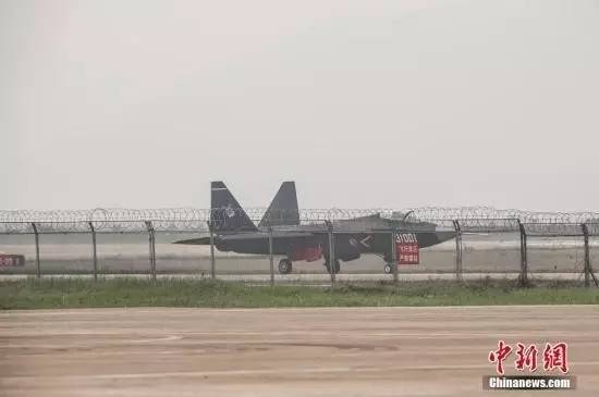 被称为"鹘鹰2.0版"的中国歼-31战机