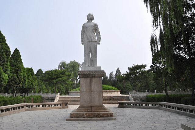 图注:山西省文水县刘胡兰村(原名云周西村)村南,刘胡兰纪念馆.