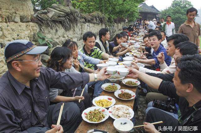 贵州:黔东南台江姊妹饭,平时也可吃到,让人嘴馋