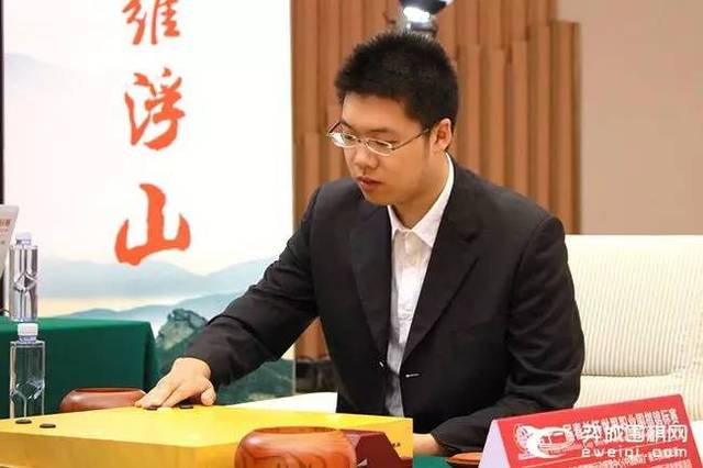 春兰杯三番棋决赛第二局开战 檀啸执黑对朴永训