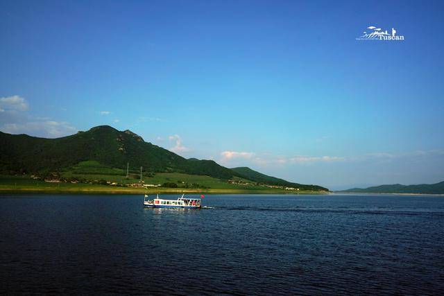 松花湖风景名胜区是吉林省著名旅游景区,国家aaaa级景区.