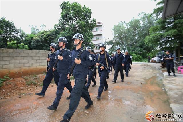 电白观珠,沙琅,小良出现大批特警,武装车辆,怎么回事?