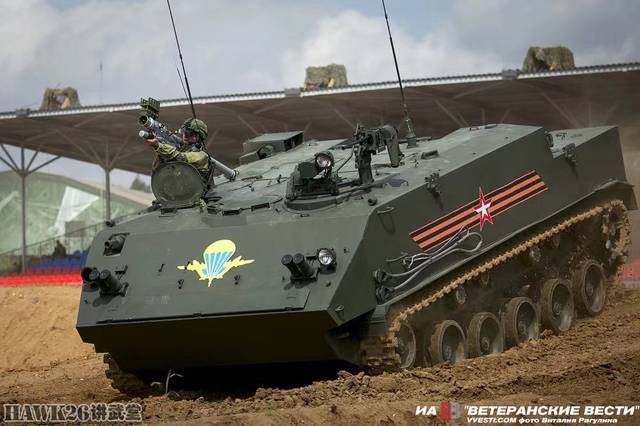 bmd-4m伞兵战车,目前该车是俄空降兵最先进的重型作战装备.