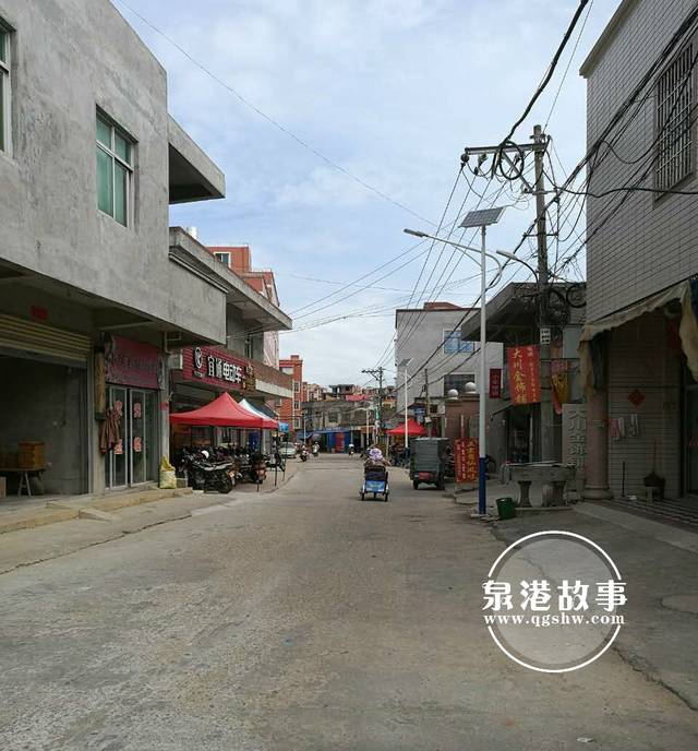 泉港这个村的这条路,墙上画满了图案,你走过吗?