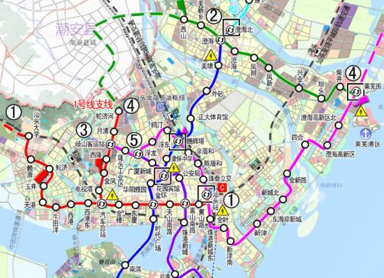 坐动车到了汕头火车站, 转乘城轨1个小时内可以前往潮汕各个区域,汕头