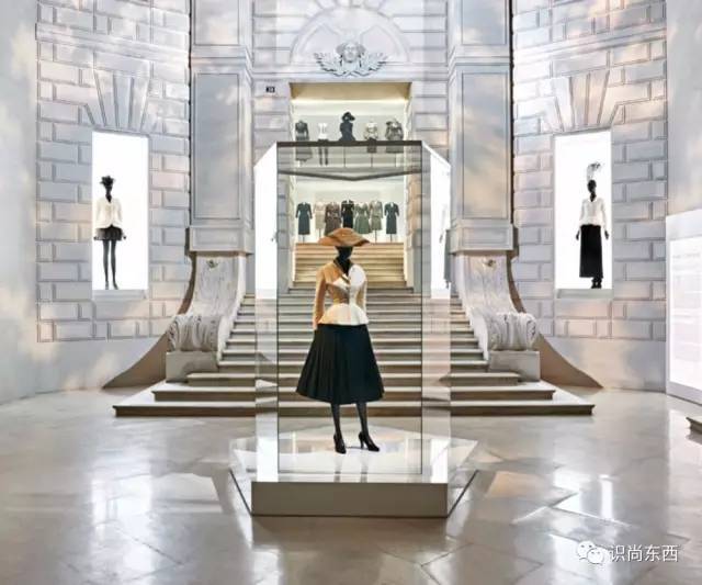 com/christian-dior-designer-of-dreams-exhibition-in-paris