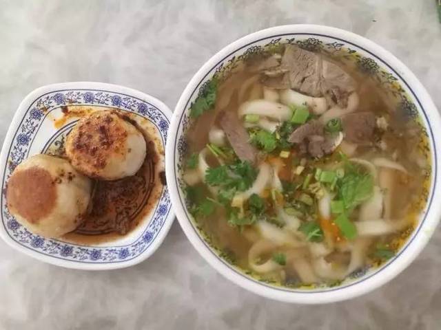 豆浆油条煎饼果 煎饺包子豆腐脑 | 迪拜国际城五大中式早餐亲身评测