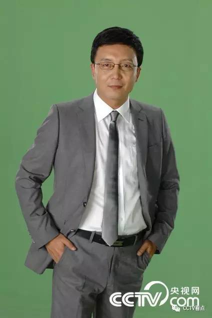 路一鸣毕业于西安交通大学,从事主持人工作12年,2009年起开始主持