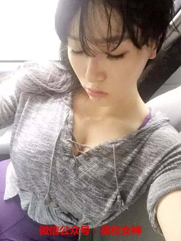 广外健身美女身材碾压欧美人,丰乳肥臀有点吓人