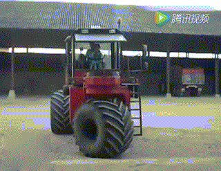 在1993年的法国农机展会上 horsch公司发布了3个轮子的拖拉机 三个