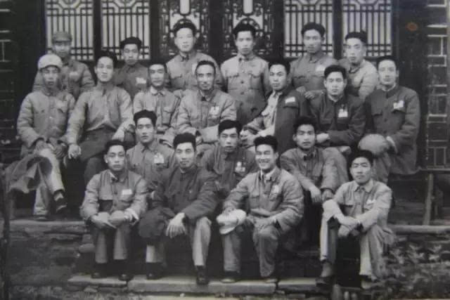 师是一支特殊的队伍,由中国人民解放军第19军57师于1952年2月改编而来